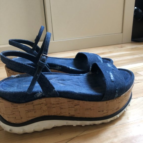 Miu Miu platform sandals - Picture 2 of 3